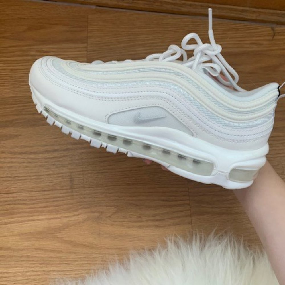 Nike Air Max 97 Women's (new with tags)